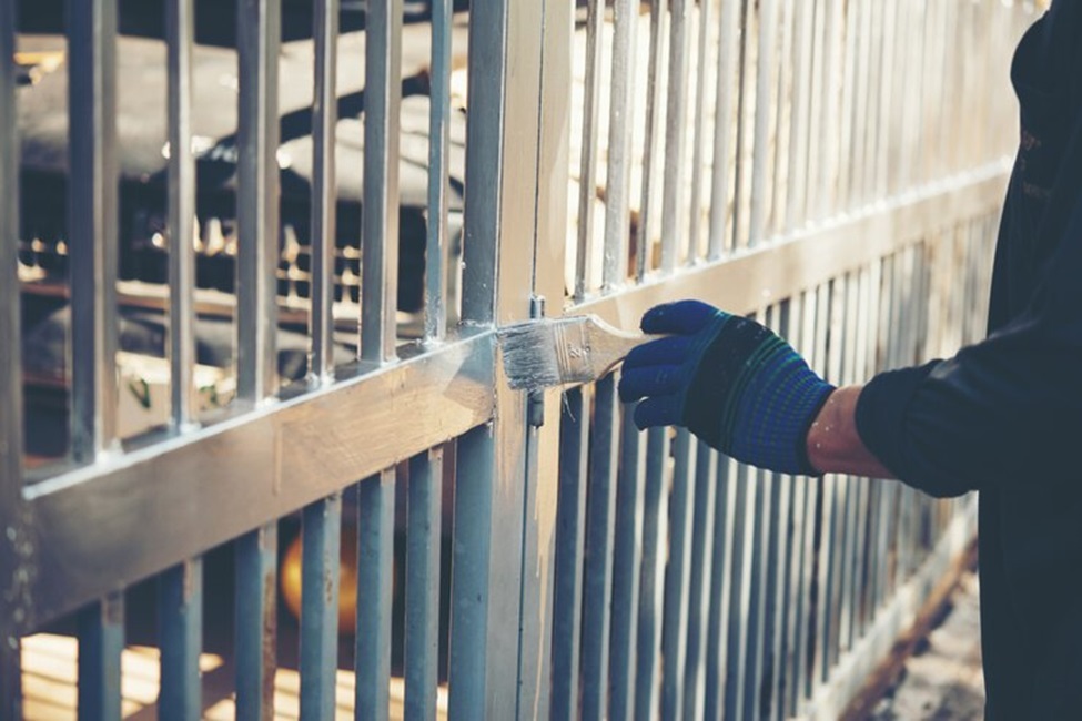 Essential Tips For Hiring The Aluminum Fence Installation Services